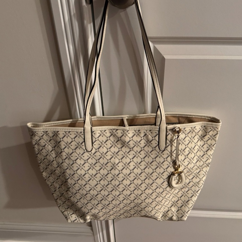 Ralph Lauren Collins Tote
Leather Logo/Ivory White